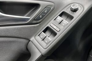 Volkswagen Golf esikatselu 23