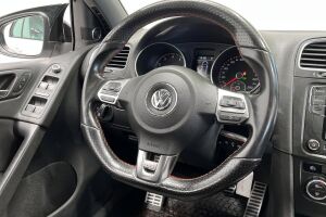 Volkswagen Golf esikatselu 26
