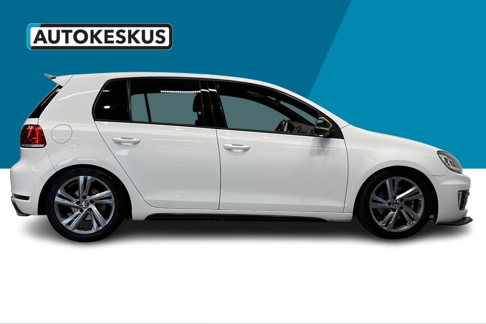 Volkswagen Golf iso kuva 4