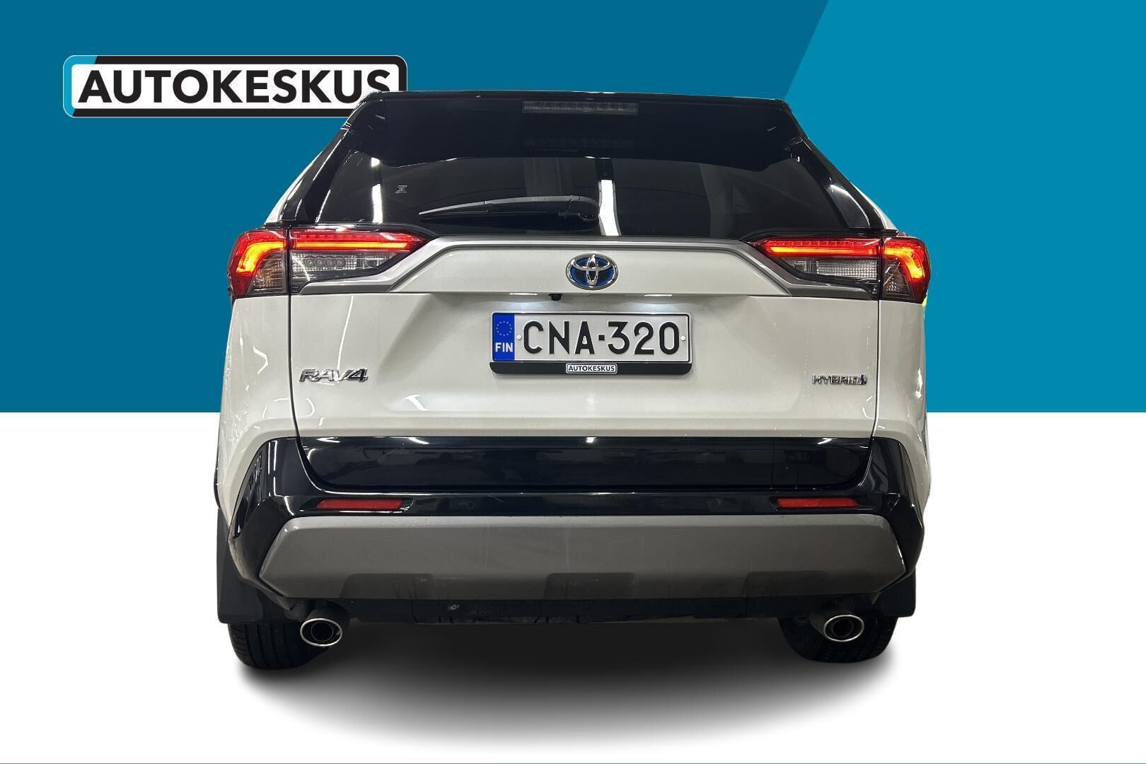 Toyota RAV4 iso kuva 6