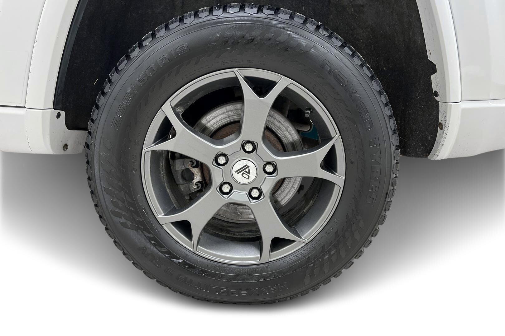 Jeep Grand Cherokee iso kuva 19