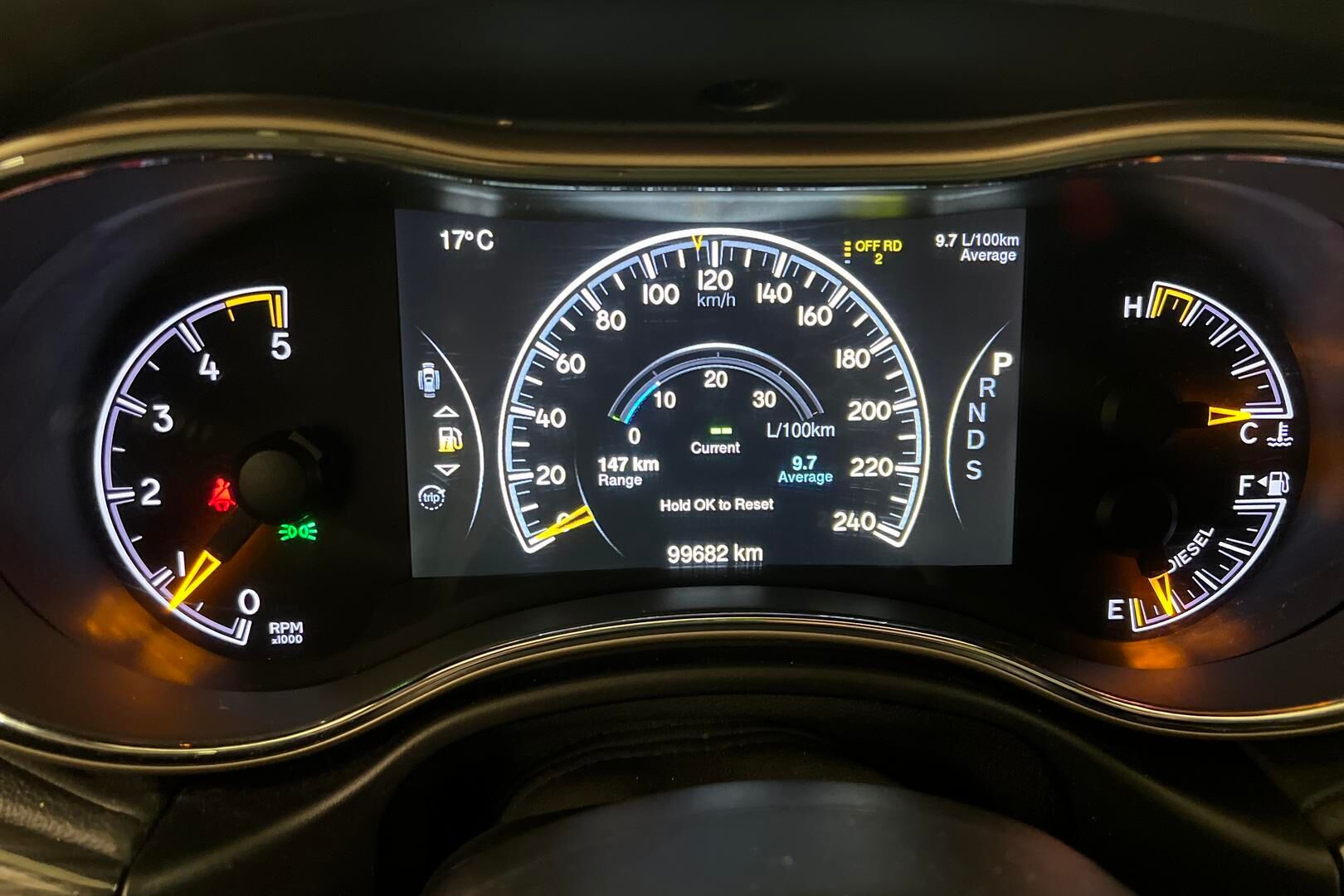 Jeep Grand Cherokee iso kuva 10