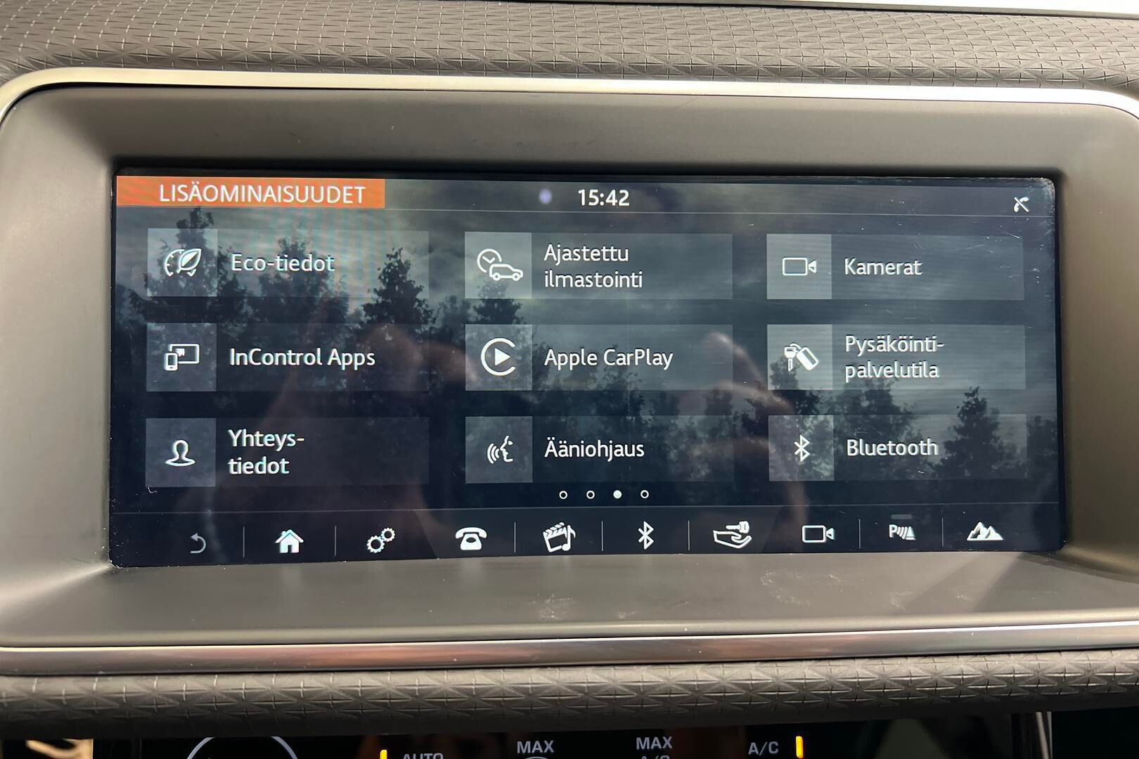 Land Rover Range Rover Evoque iso kuva 28