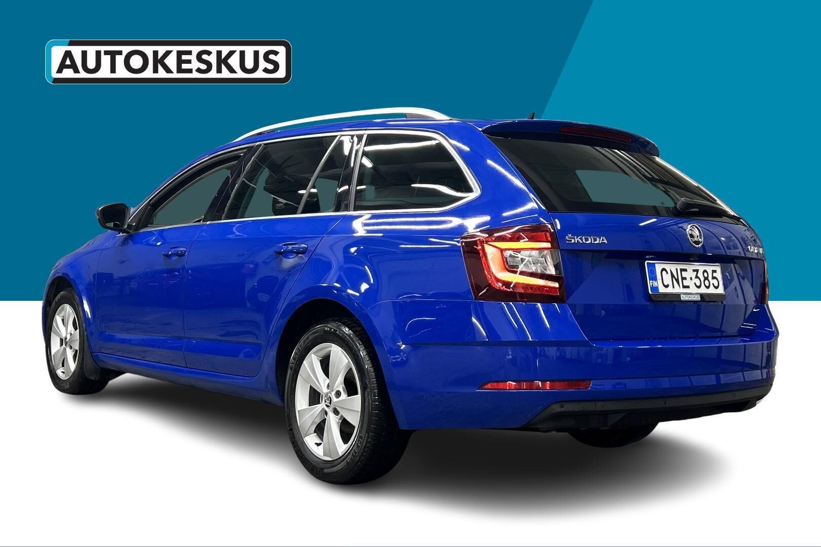 Skoda Octavia iso kuva 7