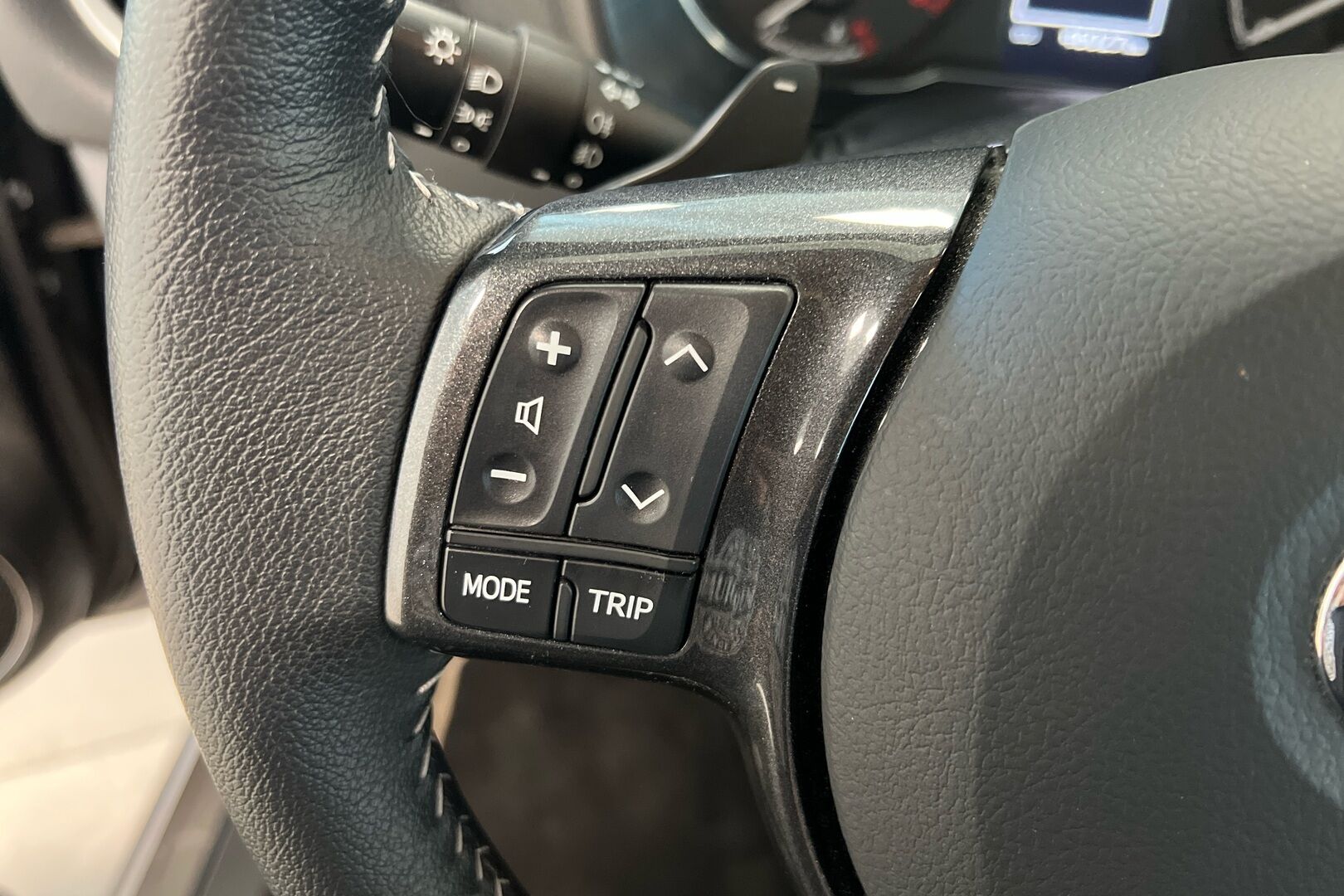 Toyota Yaris iso kuva 18