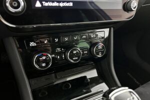 Skoda Superb esikatselu 22