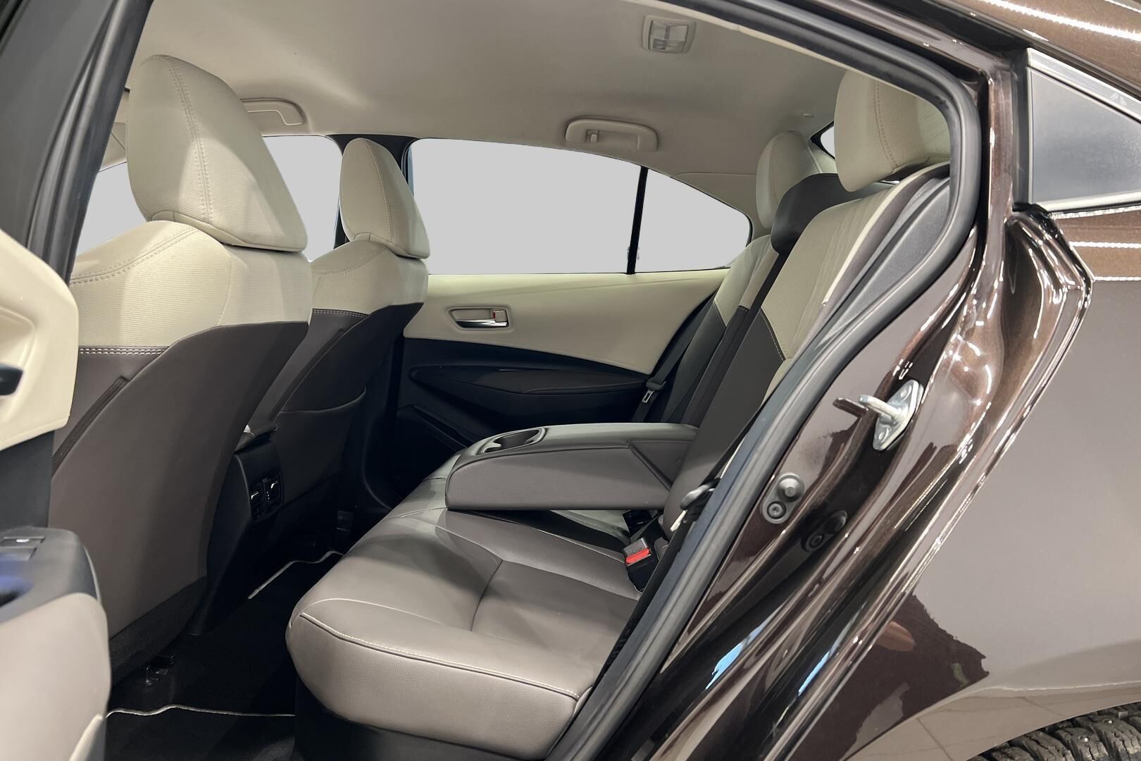 Toyota Corolla iso kuva 8