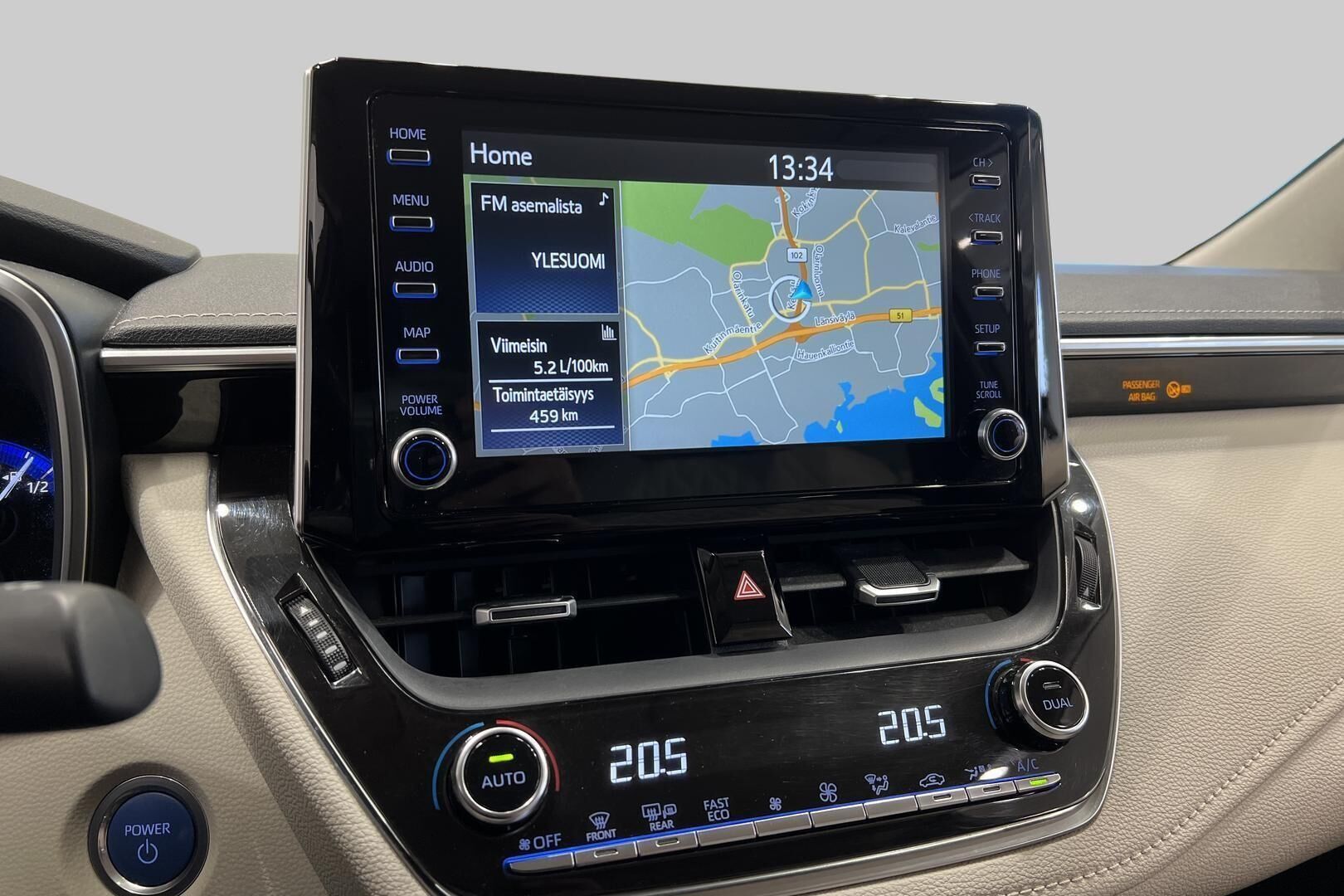 Toyota Corolla iso kuva 12