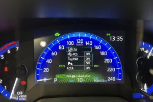 Toyota Corolla esikatselu 15