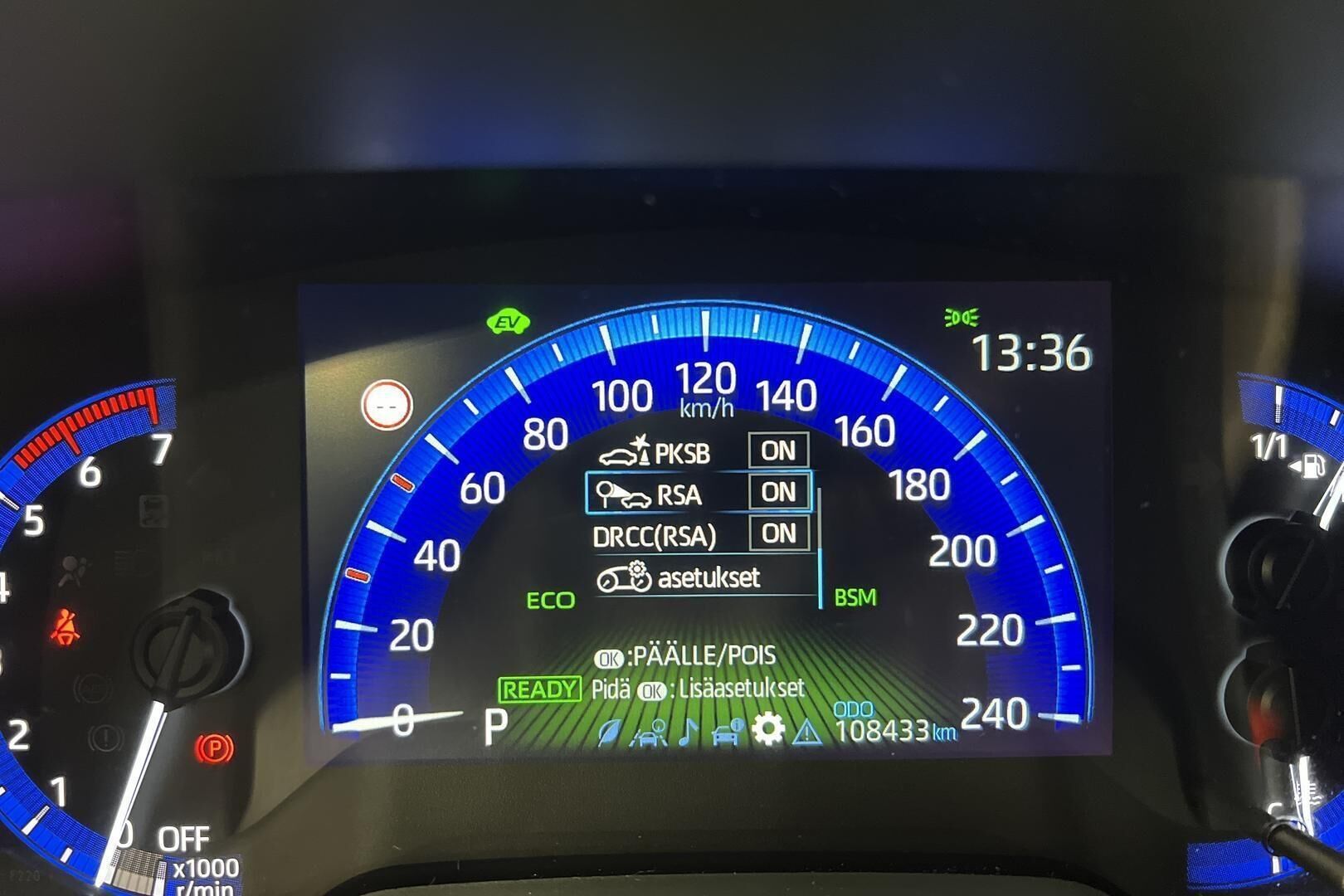 Toyota Corolla iso kuva 16