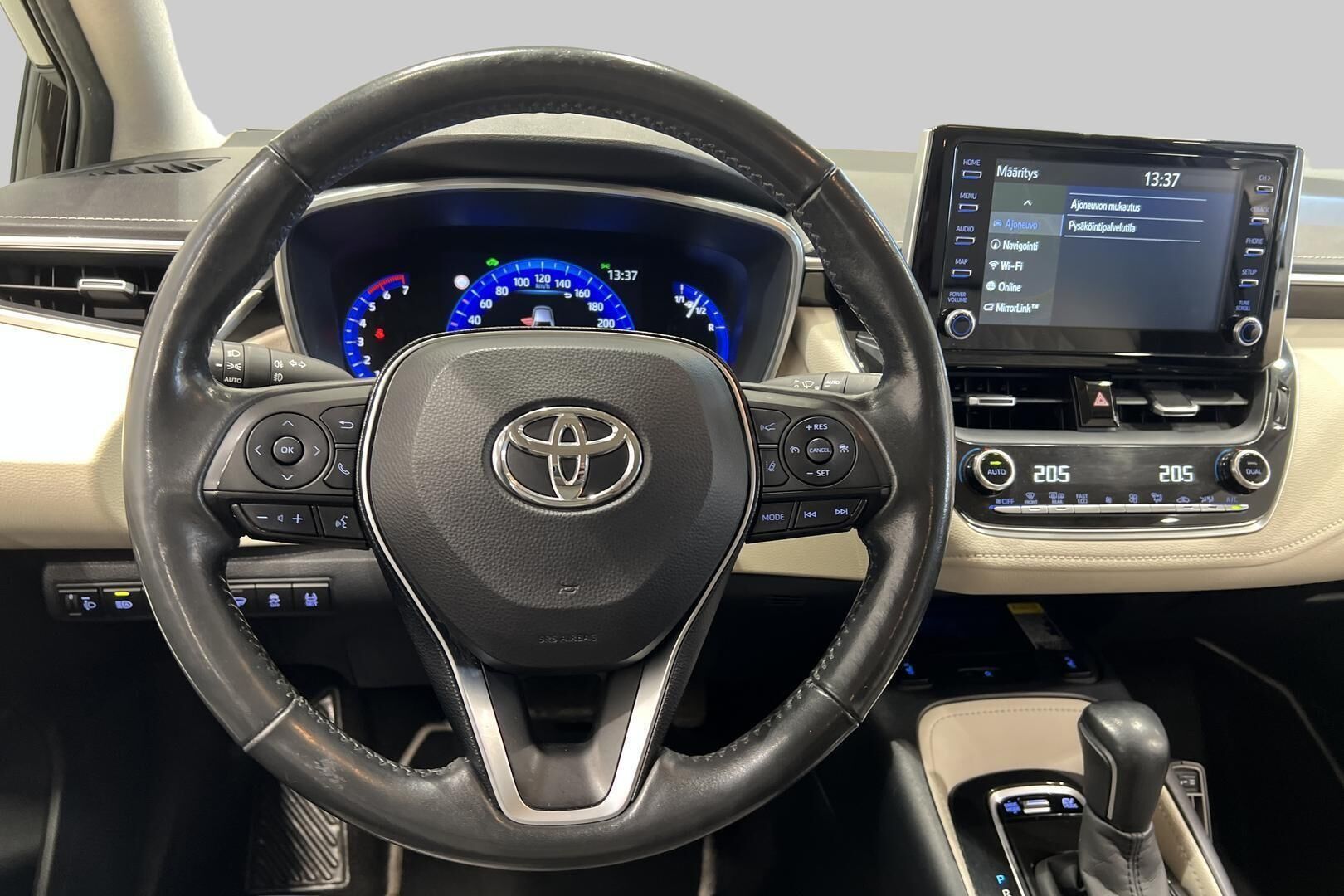 Toyota Corolla iso kuva 33