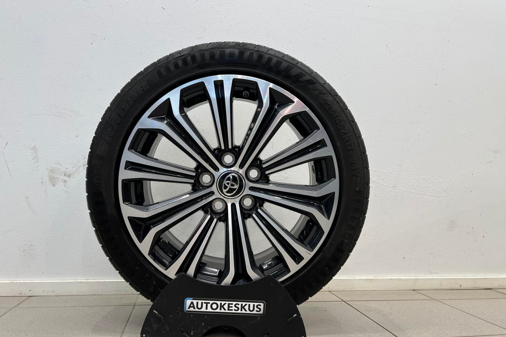 Toyota Corolla iso kuva 25