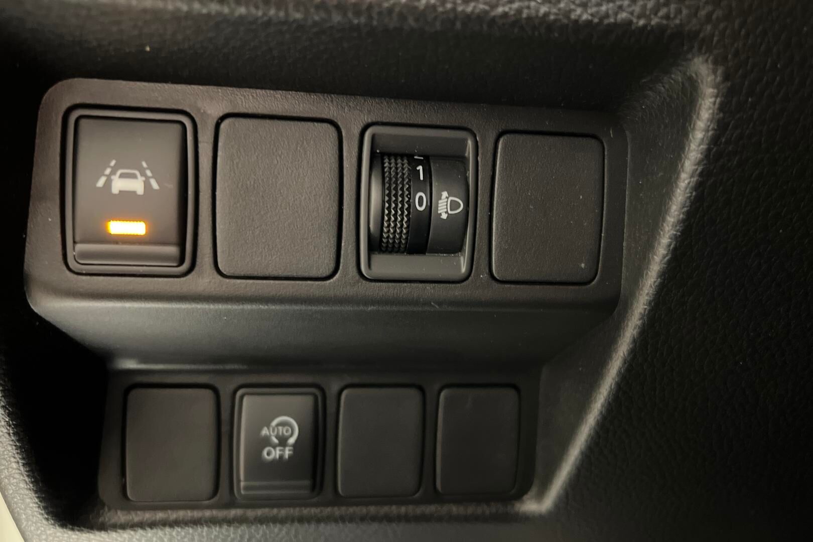 Nissan Qashqai iso kuva 12