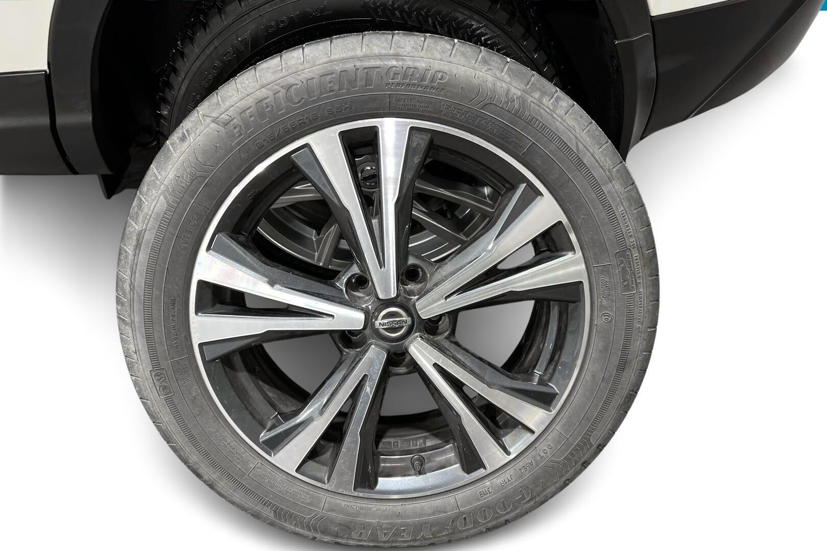 Nissan Qashqai iso kuva 19