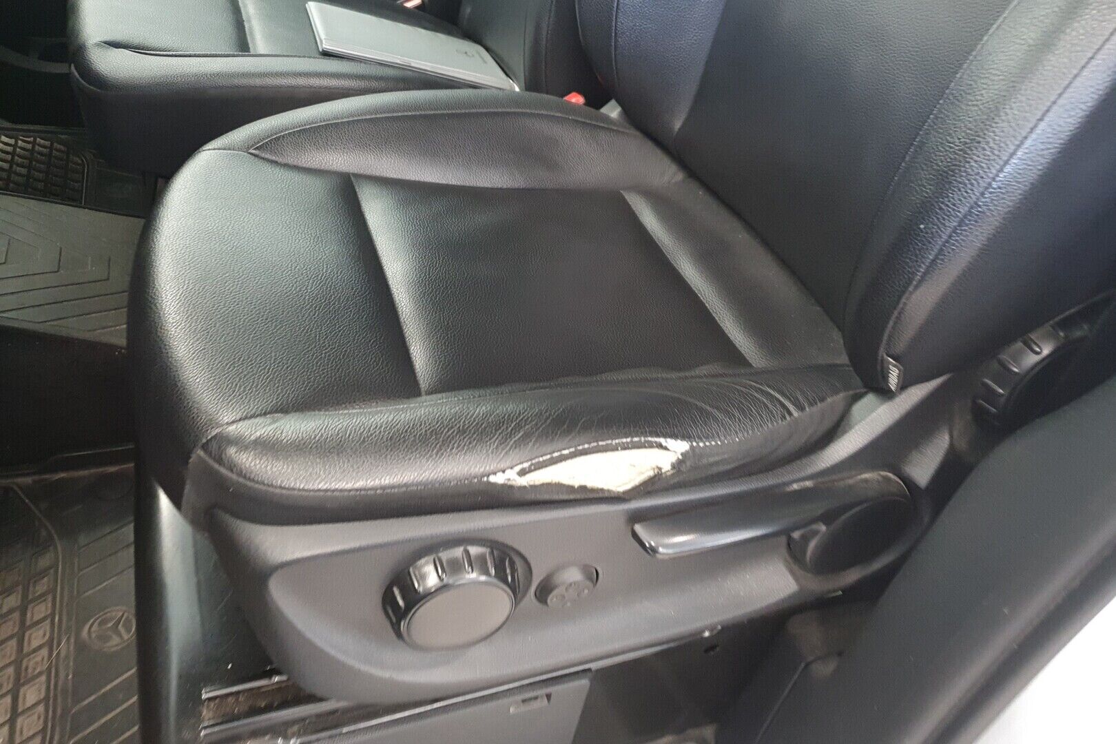 Mercedes-Benz Vito iso kuva 7