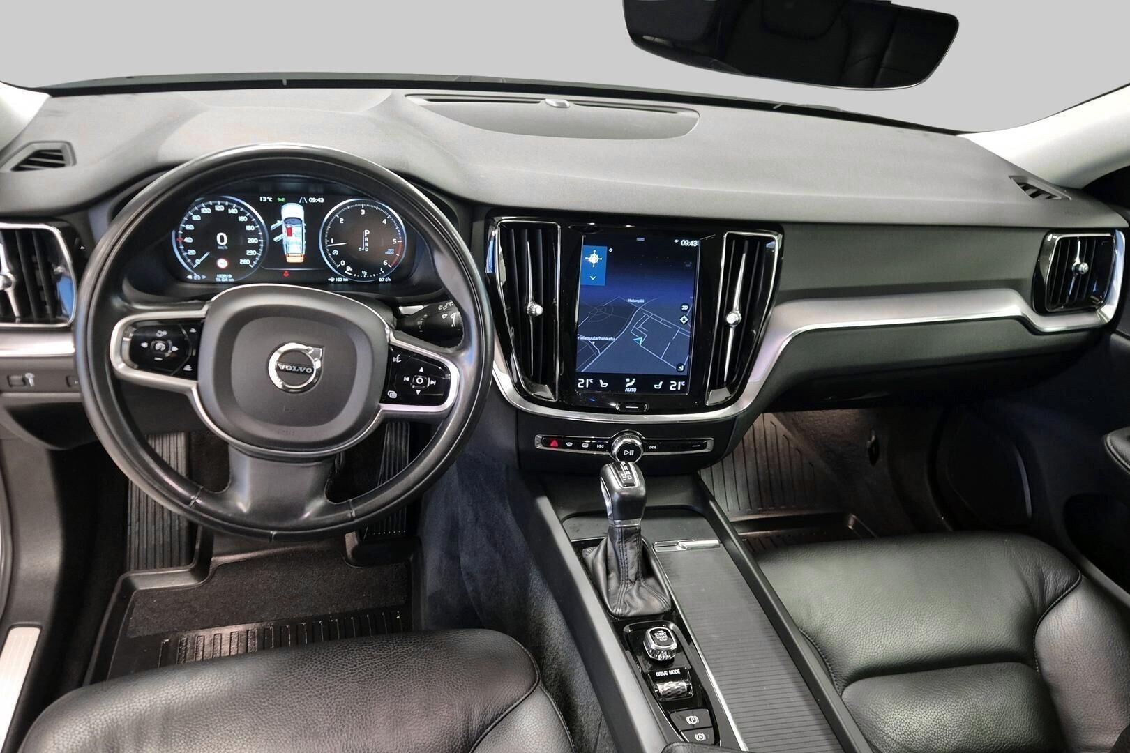Volvo V60 iso kuva 11