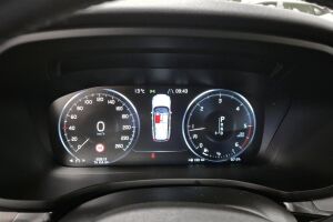 Volvo V60 esikatselu 14