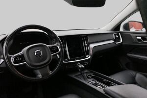 Volvo V60 esikatselu 2