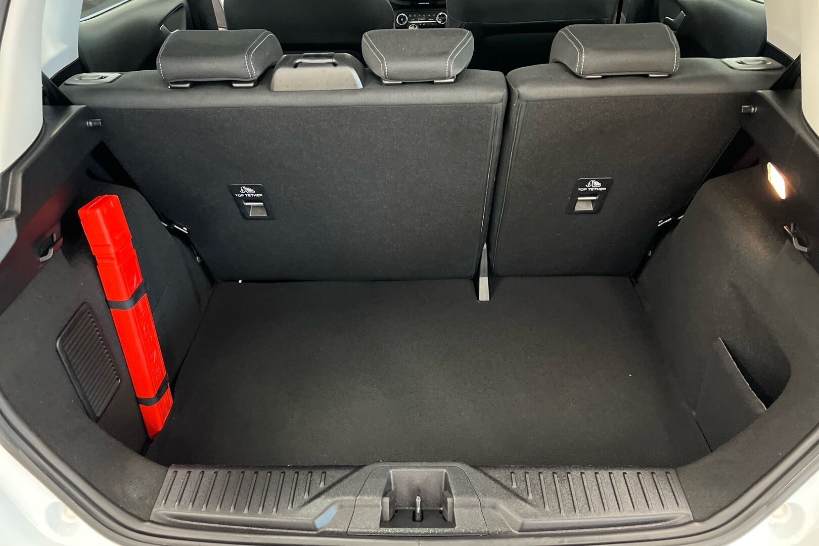 Ford Fiesta iso kuva 9