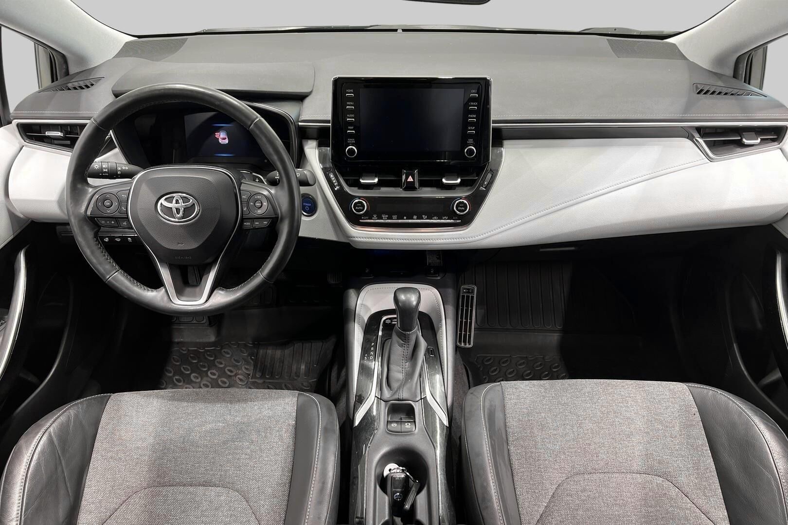 Toyota Corolla iso kuva 11