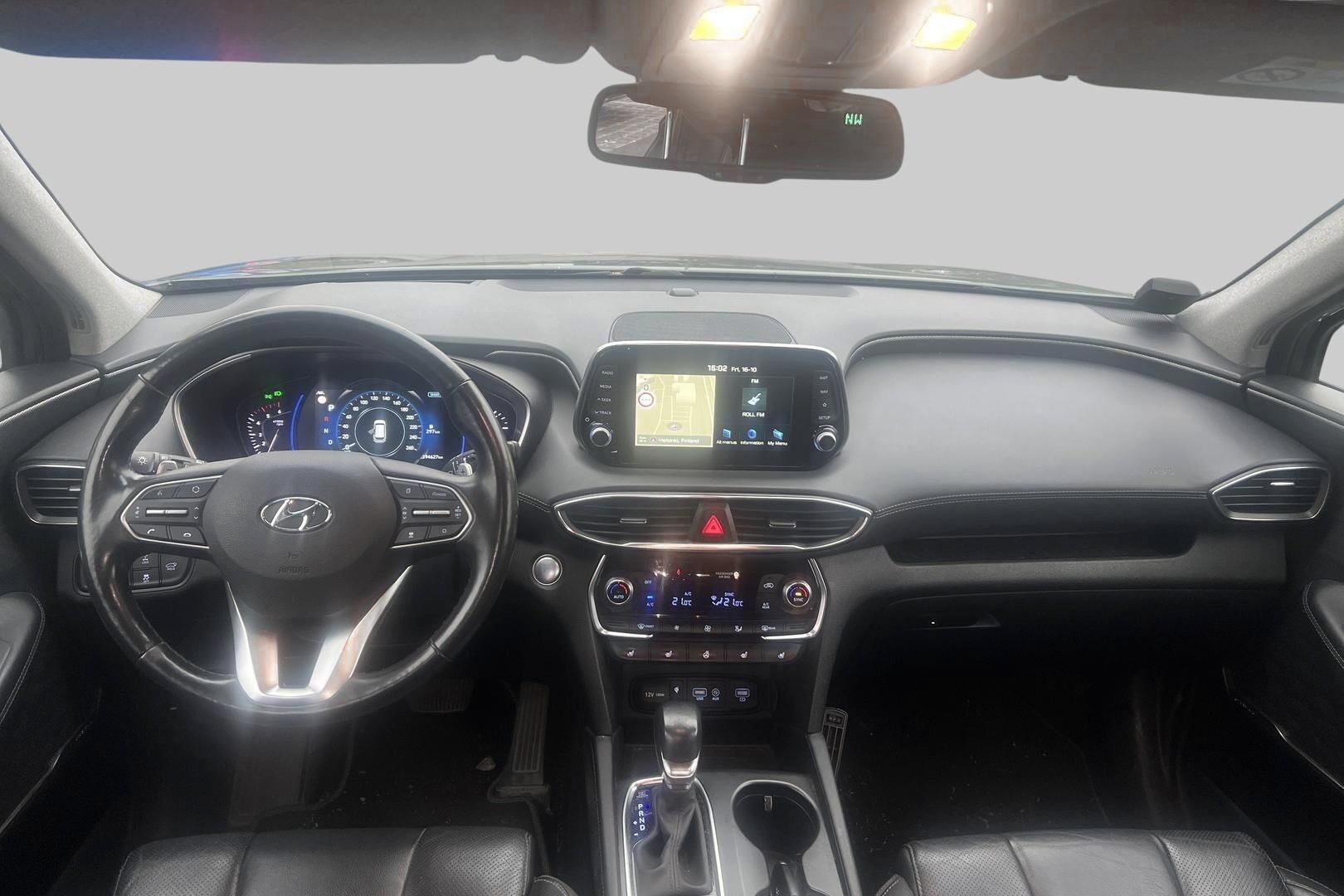 Hyundai Santa Fe iso kuva 2