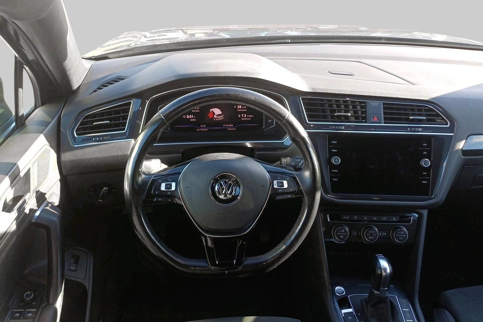 Volkswagen Tiguan Allspace iso kuva 2