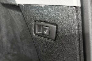 BMW 5-SARJA esikatselu 15