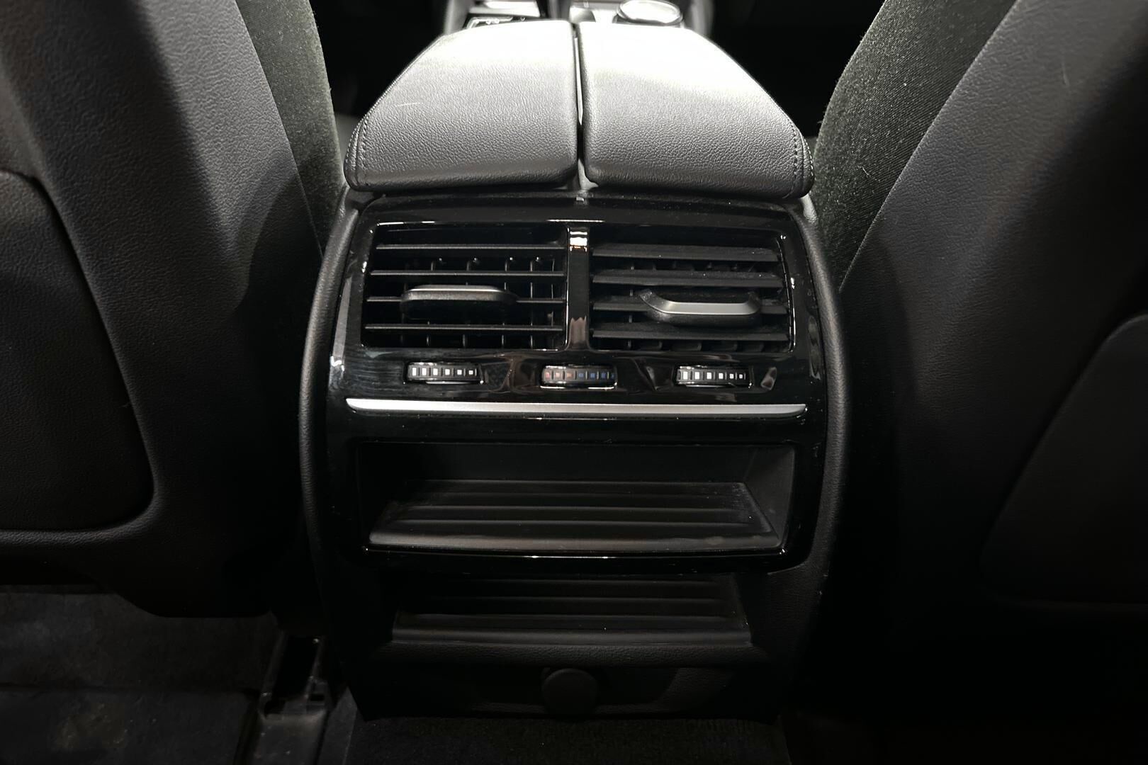 BMW 5-SARJA iso kuva 16