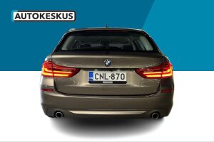 BMW 5-SARJA esikatselu 6
