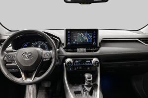 Toyota RAV4 esikatselu 8