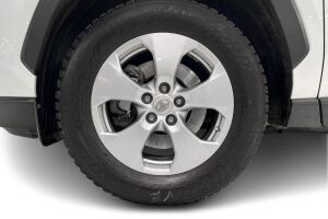 Toyota RAV4 esikatselu 10