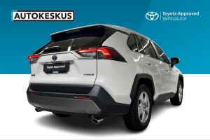 Toyota RAV4 esikatselu 3