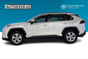 Toyota RAV4 esikatselu 5