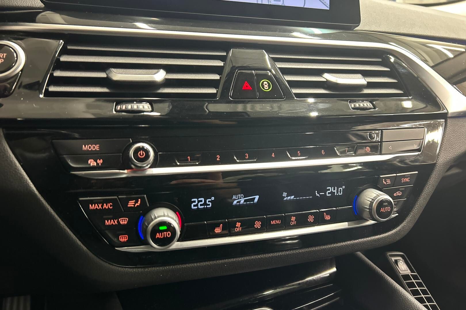 BMW 5-SARJA iso kuva 18