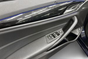 BMW 5-SARJA esikatselu 21