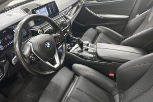 BMW 5-SARJA esikatselu 9