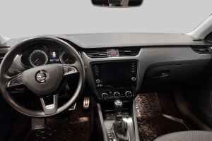 Skoda Octavia esikatselu 10