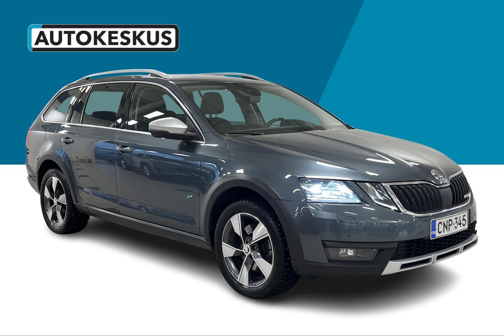 Skoda Octavia iso kuva 2