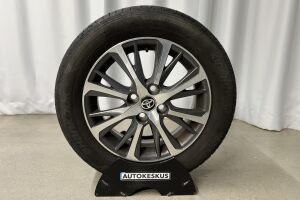 Toyota Yaris esikatselu 18