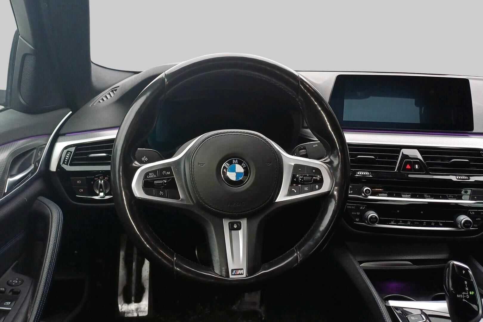 BMW 5-SARJA iso kuva 2