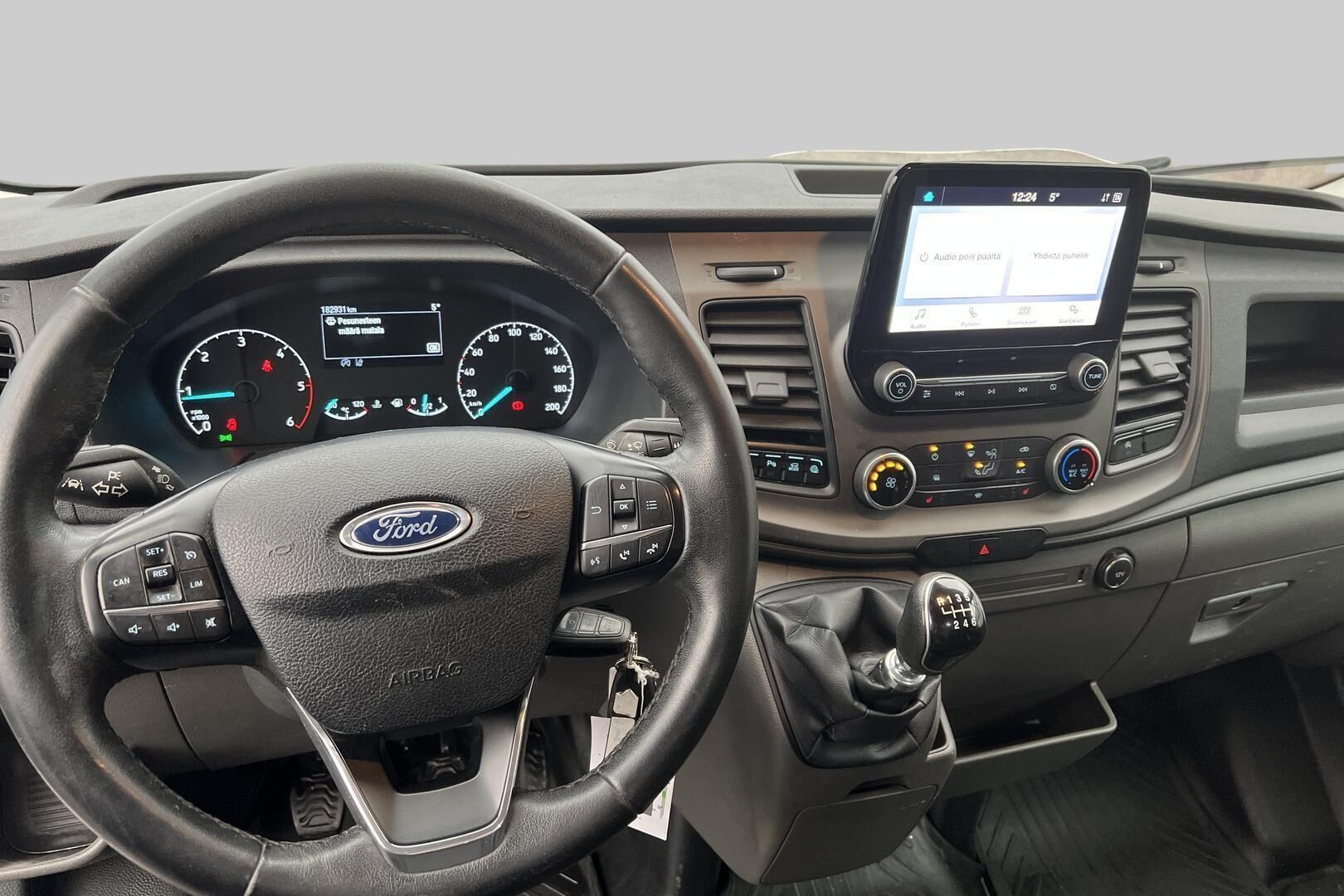 Ford Transit iso kuva 18