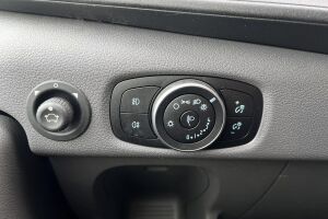 Ford Transit esikatselu 20