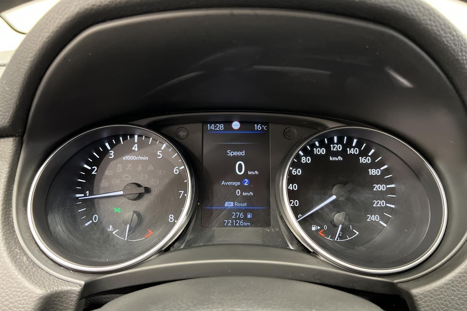 Nissan Qashqai iso kuva 14