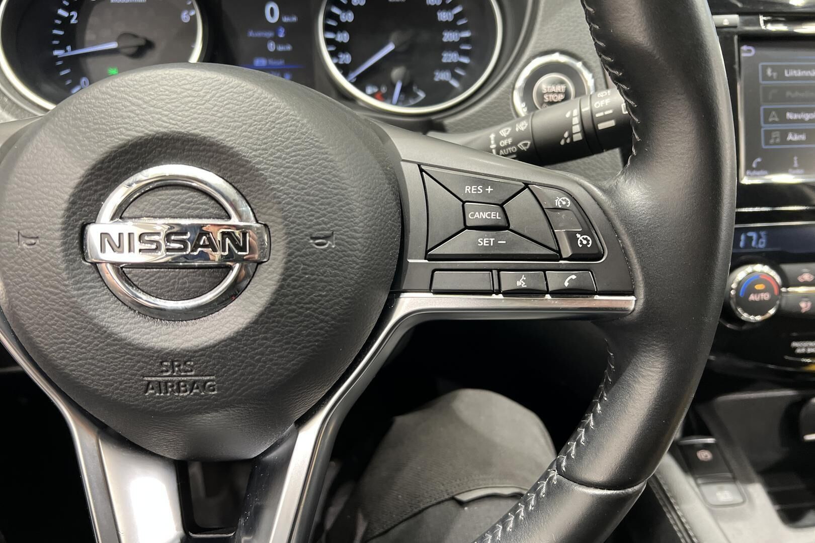 Nissan Qashqai iso kuva 19