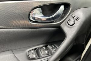 Nissan Qashqai esikatselu 22