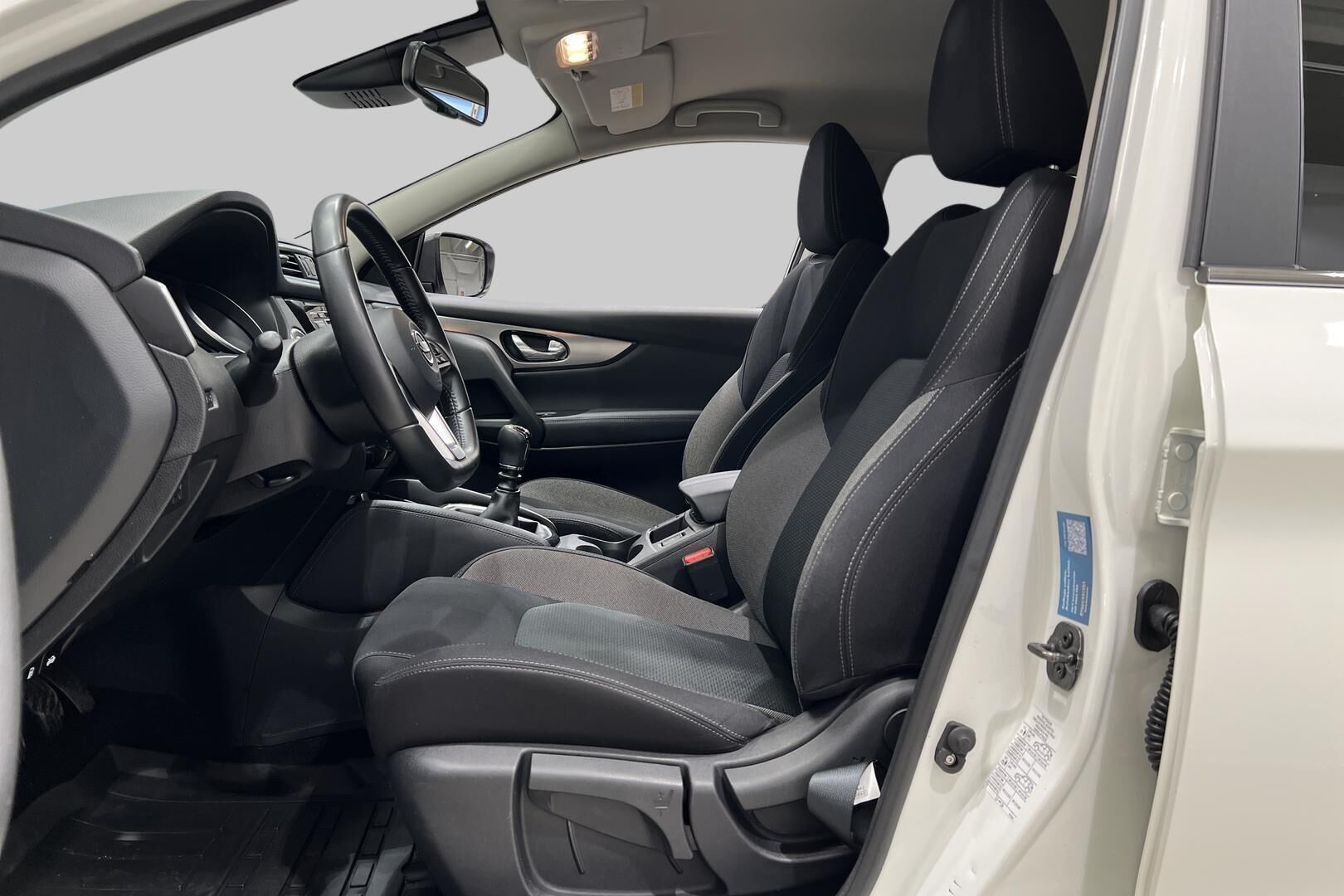 Nissan Qashqai iso kuva 9