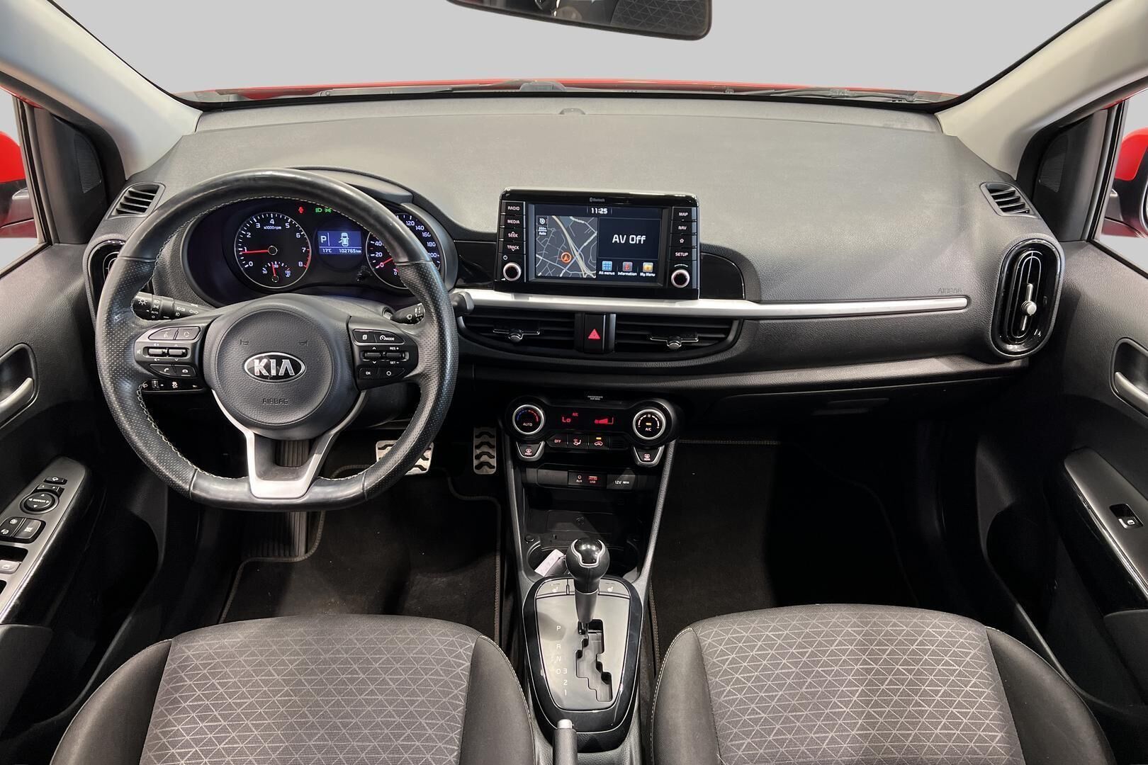 Kia Picanto iso kuva 11