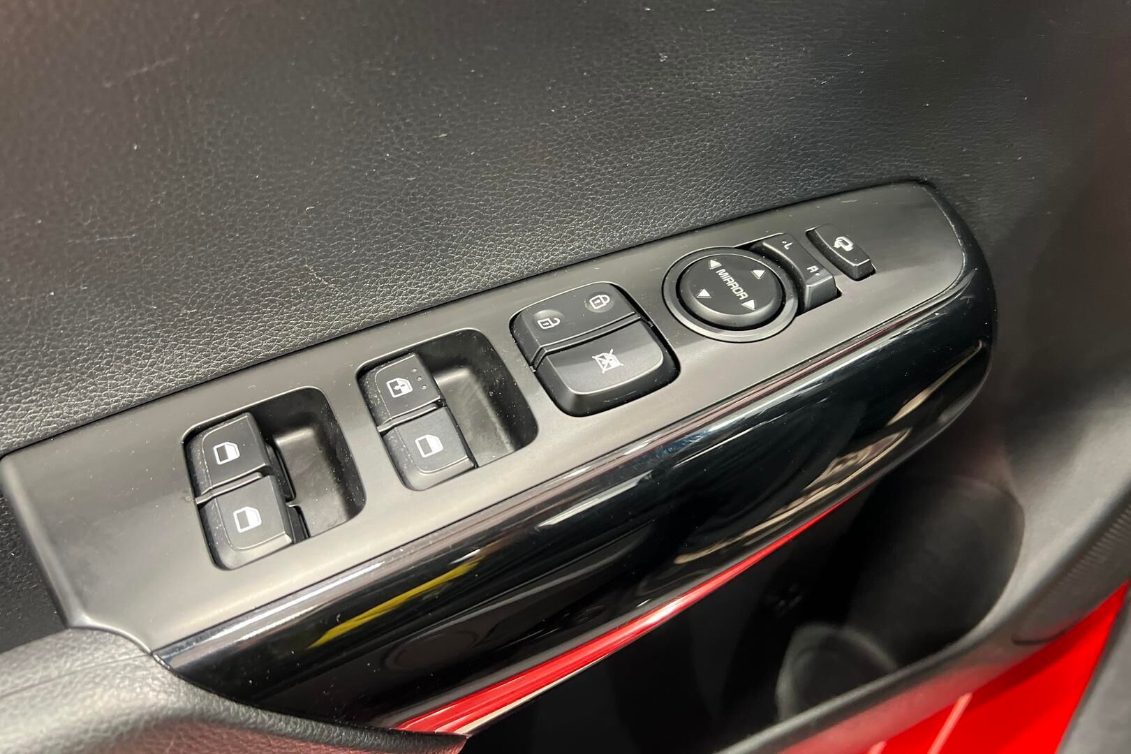 Kia Picanto iso kuva 25