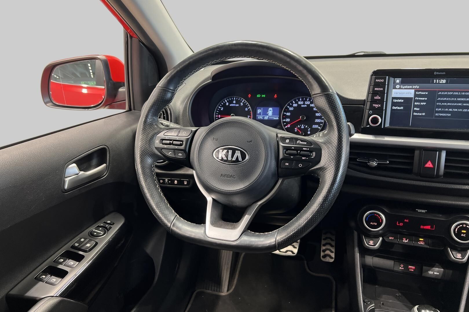 Kia Picanto iso kuva 26