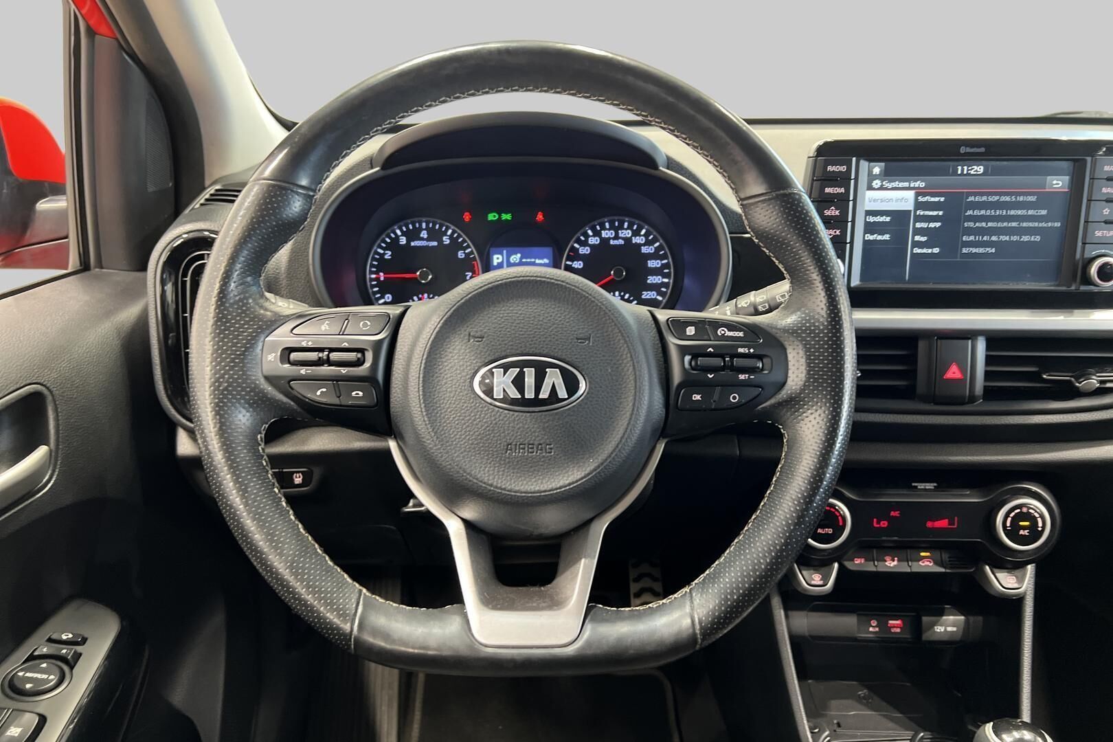 Kia Picanto iso kuva 27